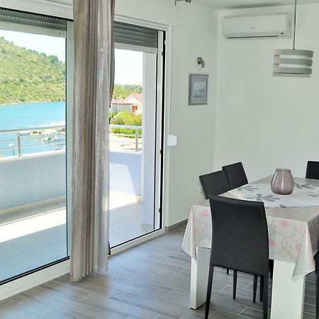 Apartments Zora Rogoznica  Kültér fotó