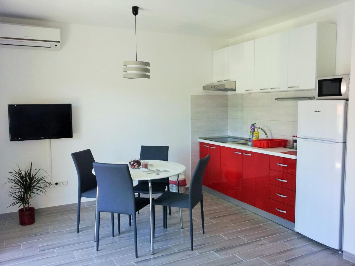 Apartments Zora Rogoznica  Kültér fotó