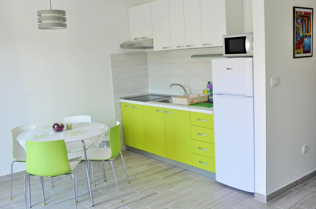 Apartments Zora Rogoznica  Kültér fotó