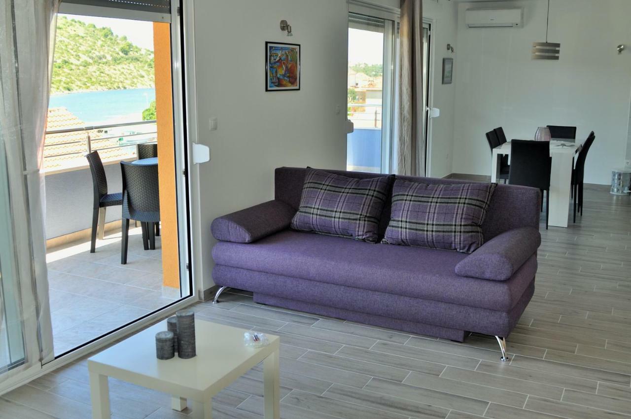 Apartments Zora Rogoznica  Kültér fotó