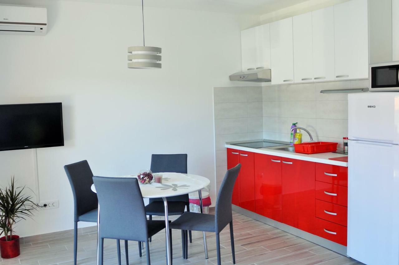Apartments Zora Rogoznica  Kültér fotó