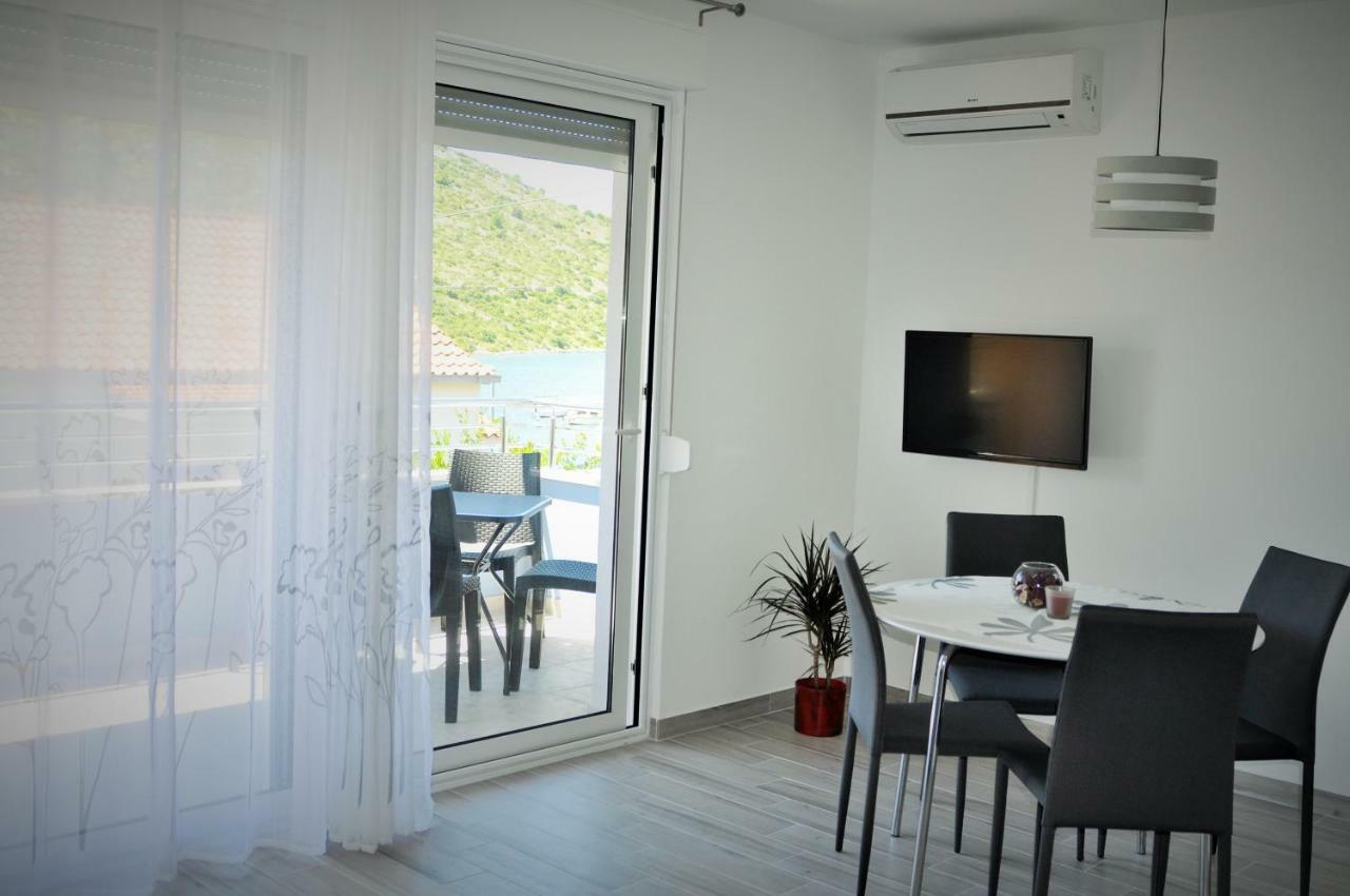 Apartments Zora Rogoznica  Kültér fotó