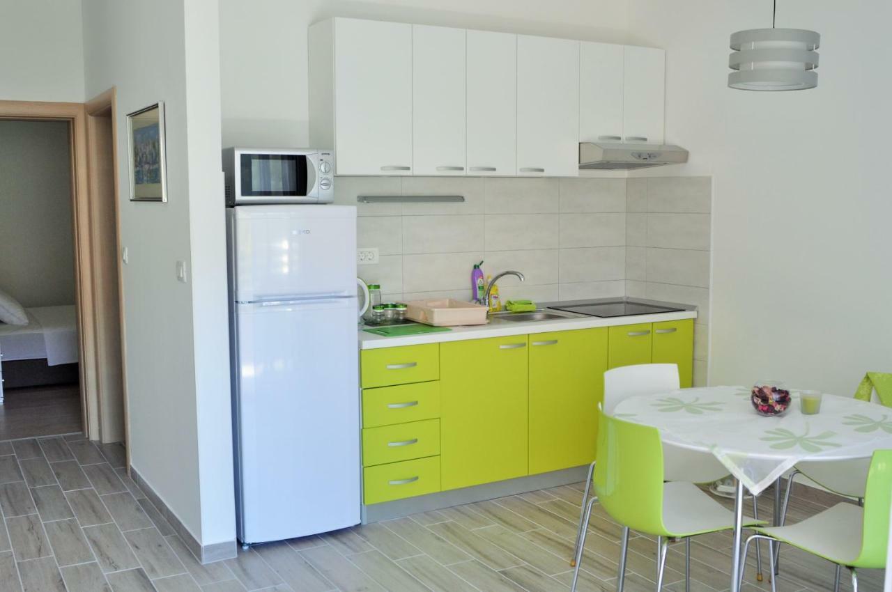 Apartments Zora Rogoznica  Kültér fotó