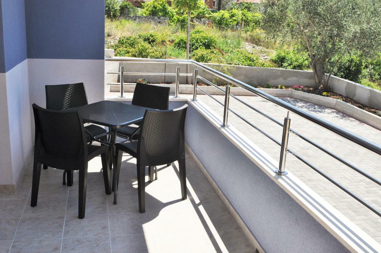 Apartments Zora Rogoznica  Kültér fotó