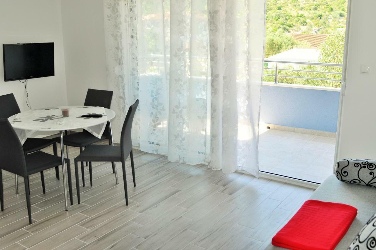 Apartments Zora Rogoznica  Kültér fotó