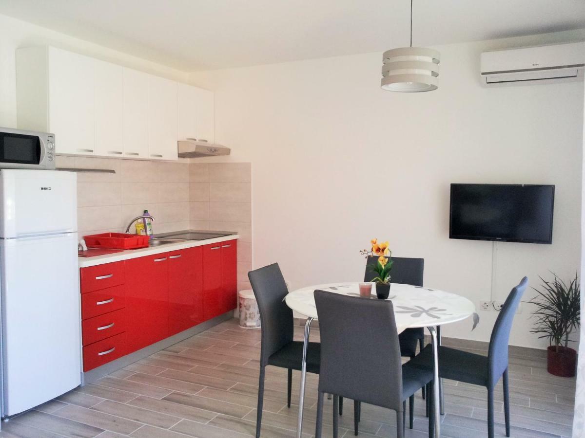 Apartments Zora Rogoznica  Kültér fotó