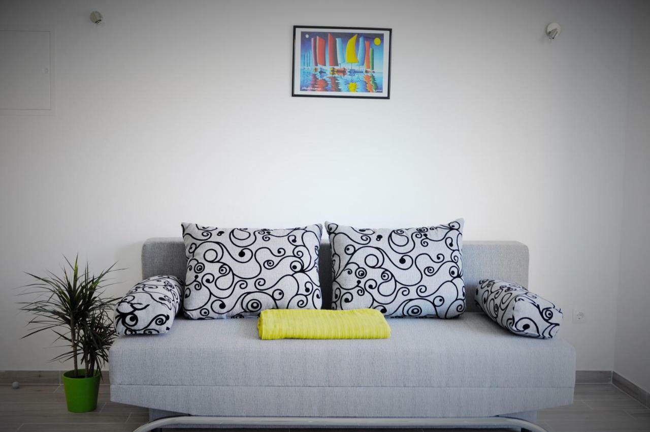 Apartments Zora Rogoznica  Kültér fotó